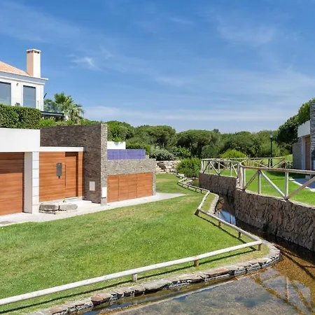 Emily * Vale do Lobo